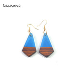 Leanzni Women Earring